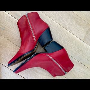 Dolce Vita Serra Bootie Leather